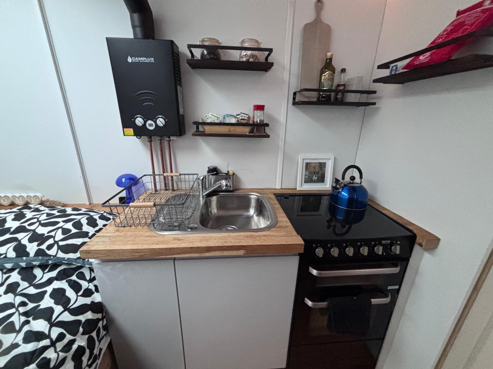 Quex Livery Glamping Birchington-on-Sea Exterior foto